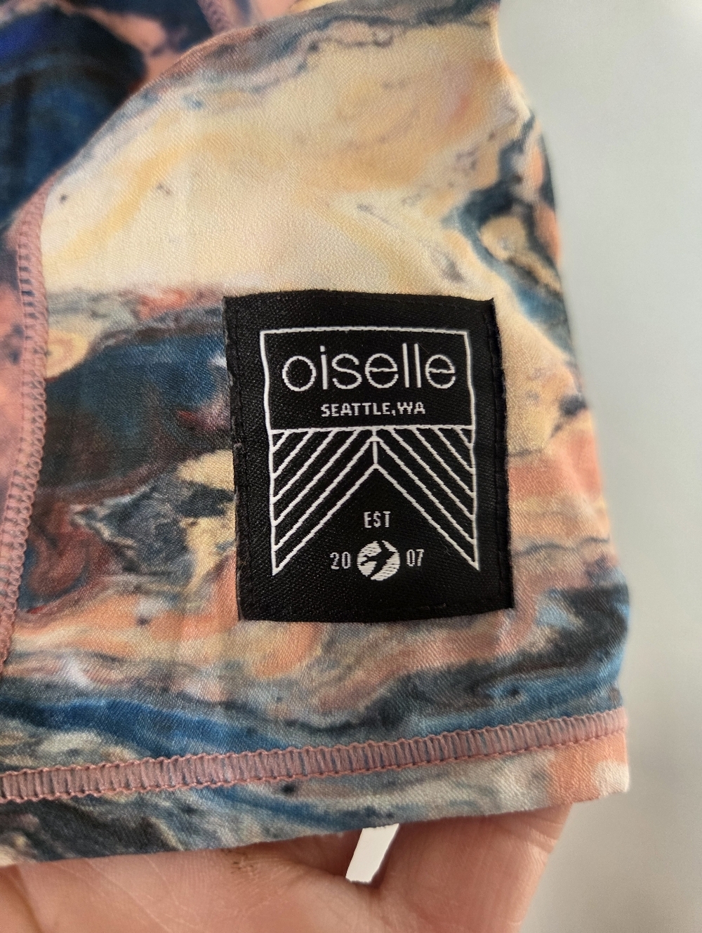Oiselle Roga Running Shorts Pink Blue Gold Marble Print Size 8 - Picture 9 of 16
